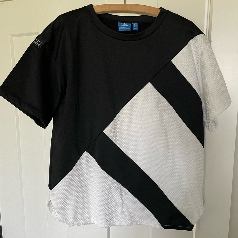 Adidas top!